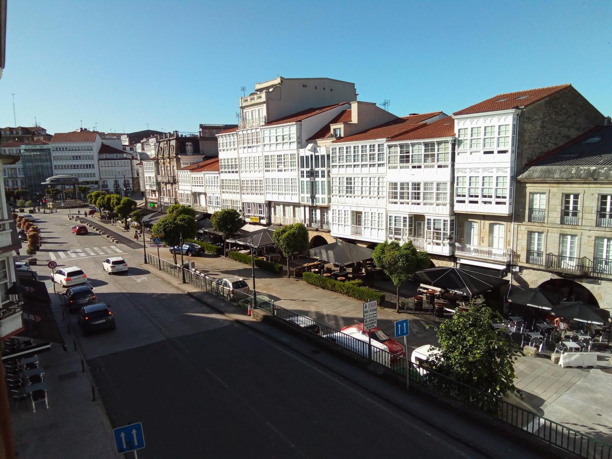 Pension La Plaza Betanzos Exterior foto